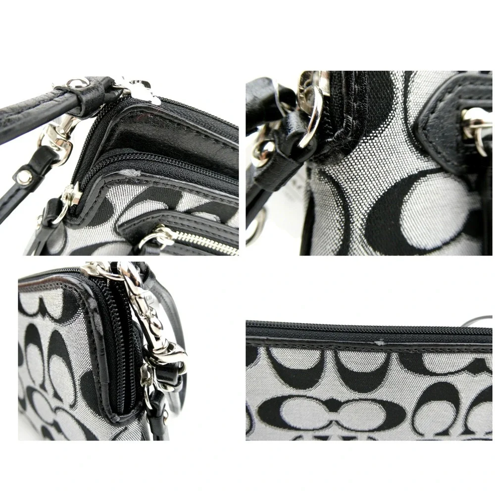 Coach Daisy Outline Signature Moonlight Metallic Double Zip Wristlet F49457